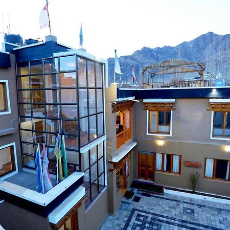 Tih Hotel Jorchung Leh Dış mekan fotoğraf