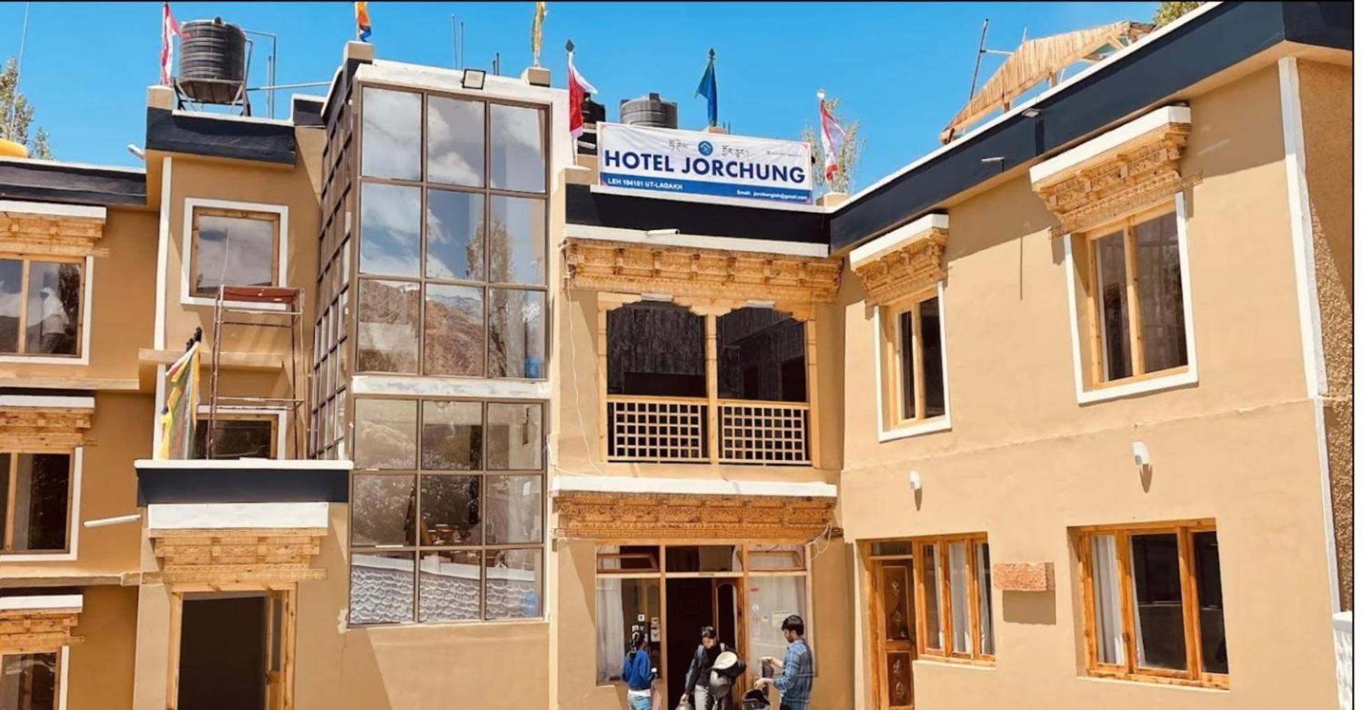 Tih Hotel Jorchung Leh Dış mekan fotoğraf