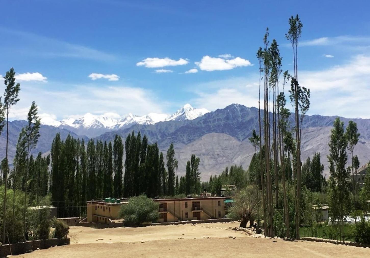 Tih Hotel Jorchung Leh Dış mekan fotoğraf