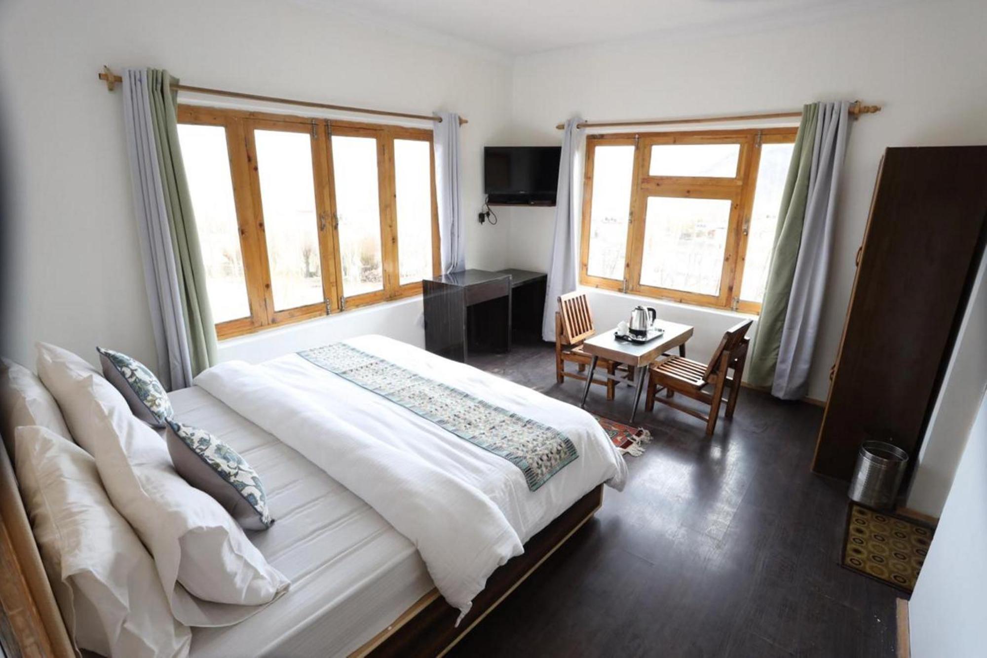Tih Hotel Jorchung Leh Dış mekan fotoğraf