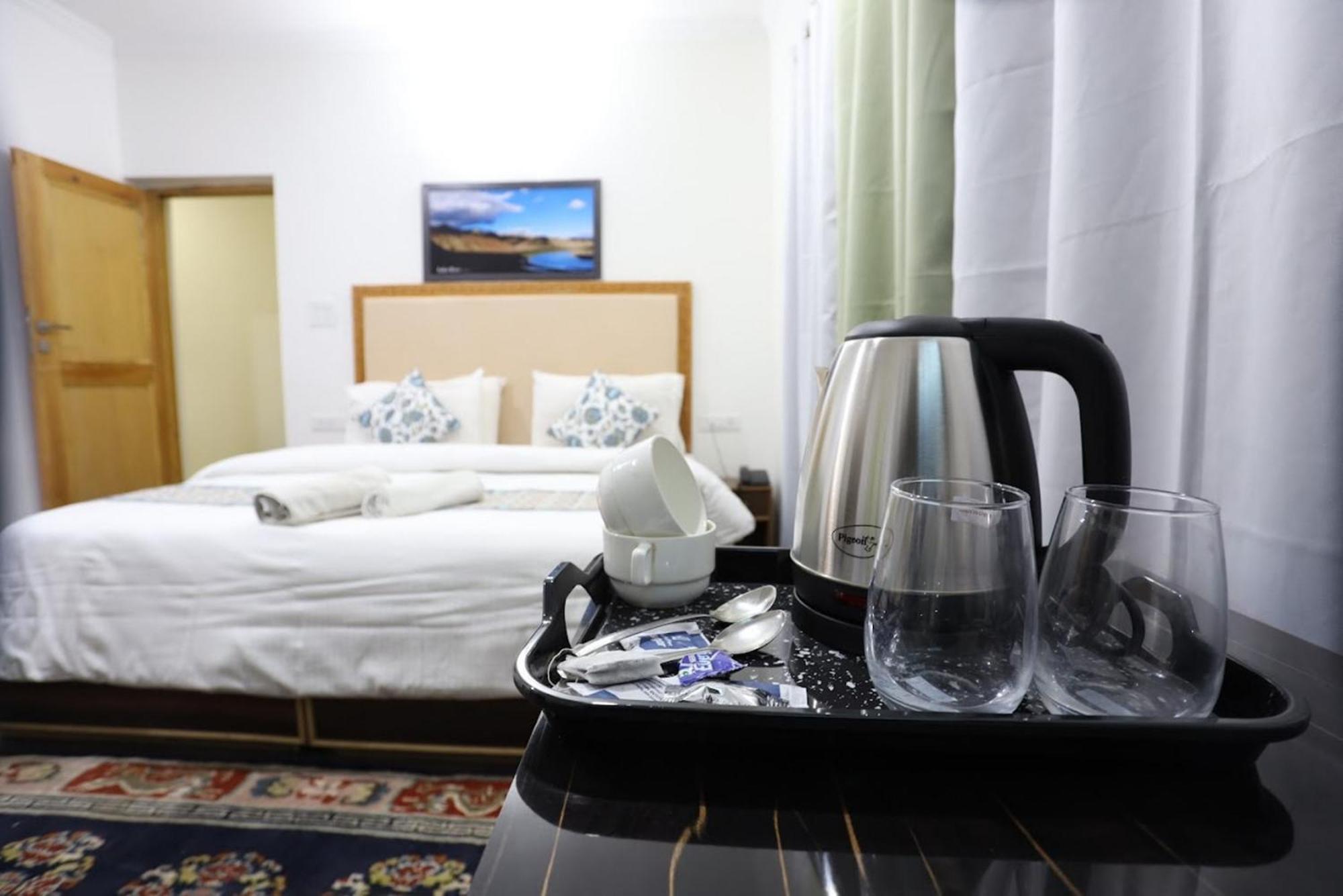 Tih Hotel Jorchung Leh Dış mekan fotoğraf